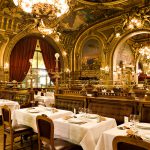 در لوکس ترین رستوران های پاریس، شما عضوی از خاندان سلطنتی هستید!